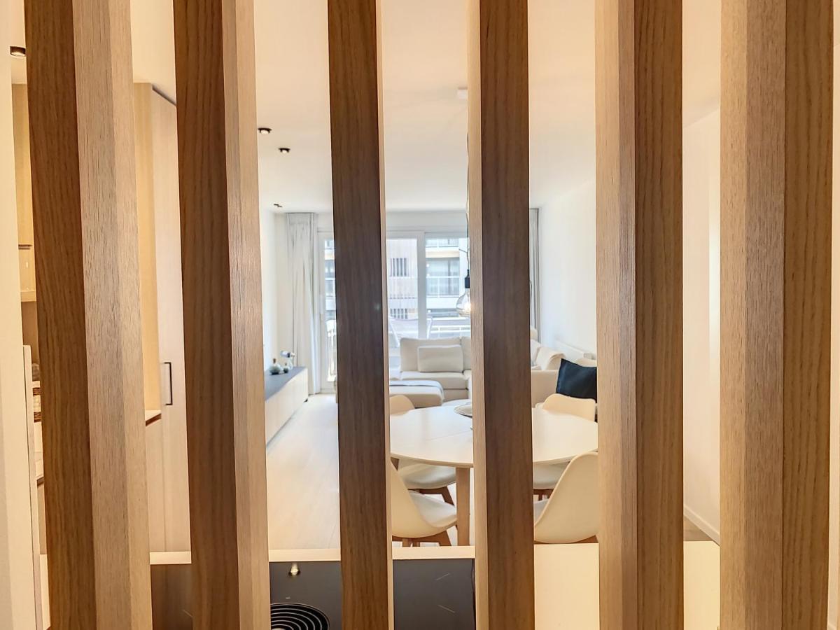 Appartement 'De Strandjutter' In Oostduinkerke - Bad Exterior photo