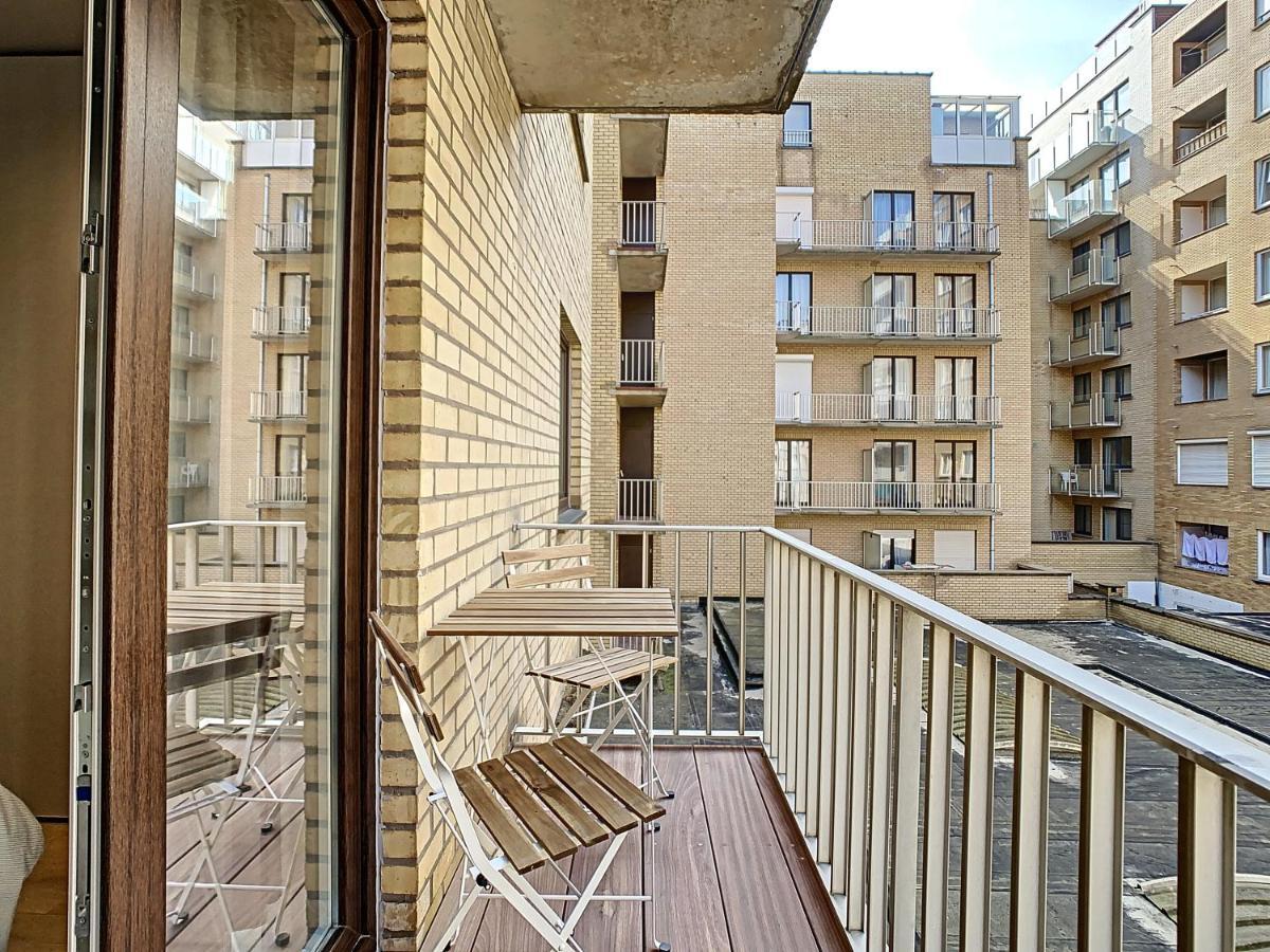 Appartement 'De Strandjutter' In Oostduinkerke - Bad Exterior photo